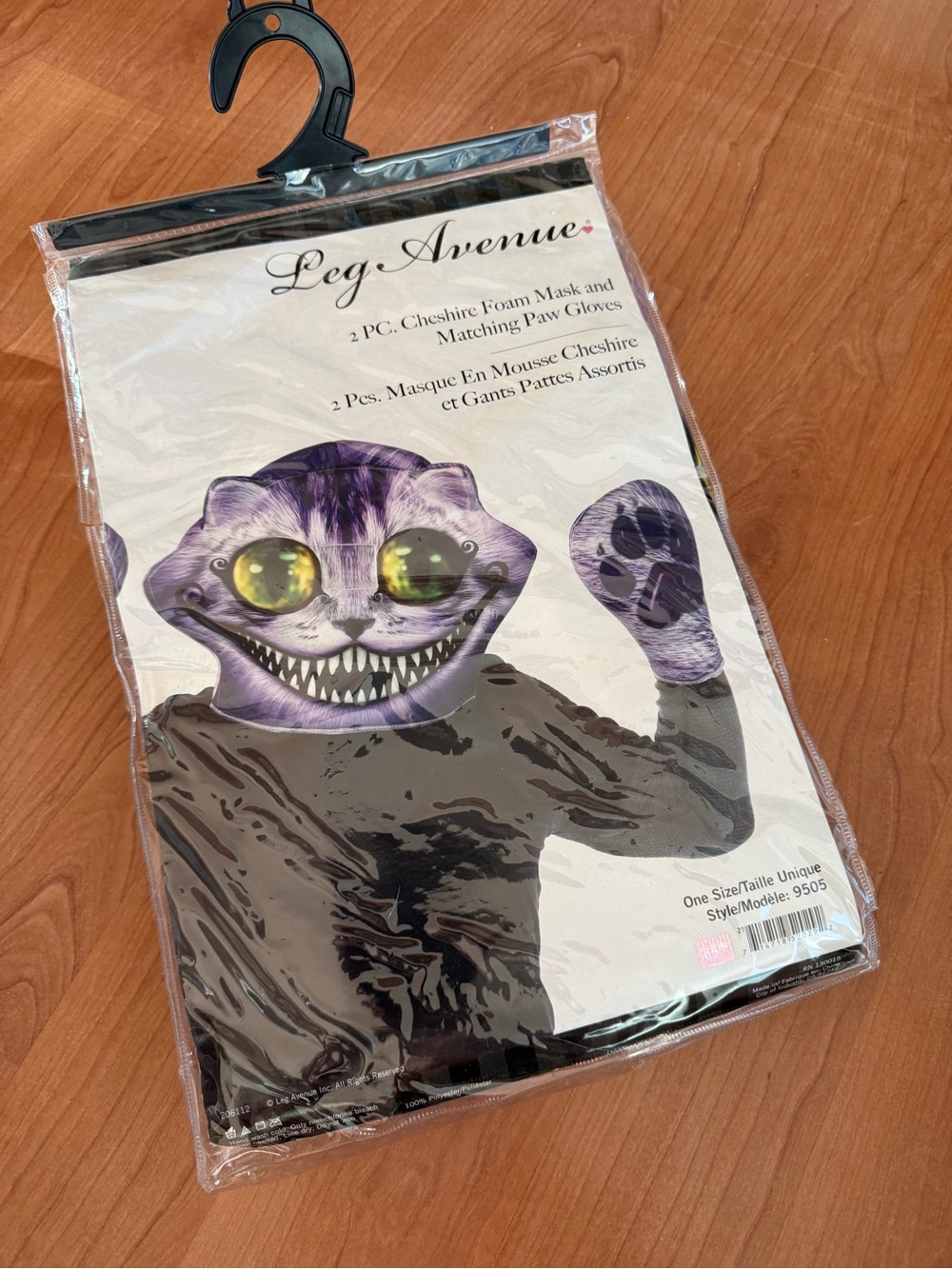 Leg Avenue Purple Cheshire Cat Mask & Paw Gloves